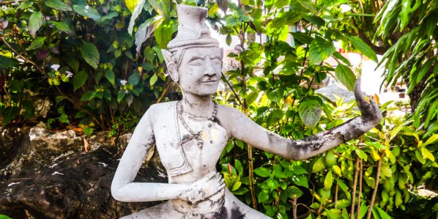 O que é Reusi Dat Ton ou Yoga Tradicional Tailandês?
