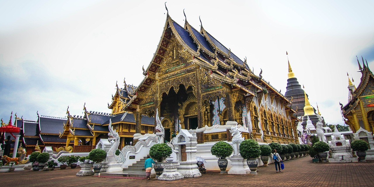 Thai Temples and Thai Traditional Massage | The Buddhist Wat
