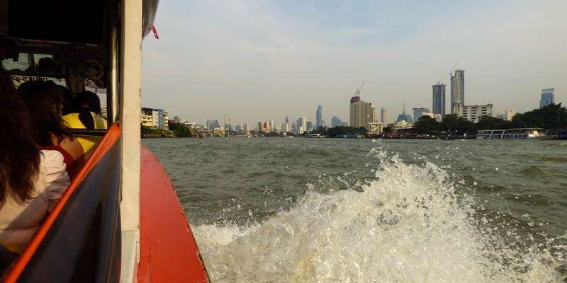 Express Boat in Bangkok