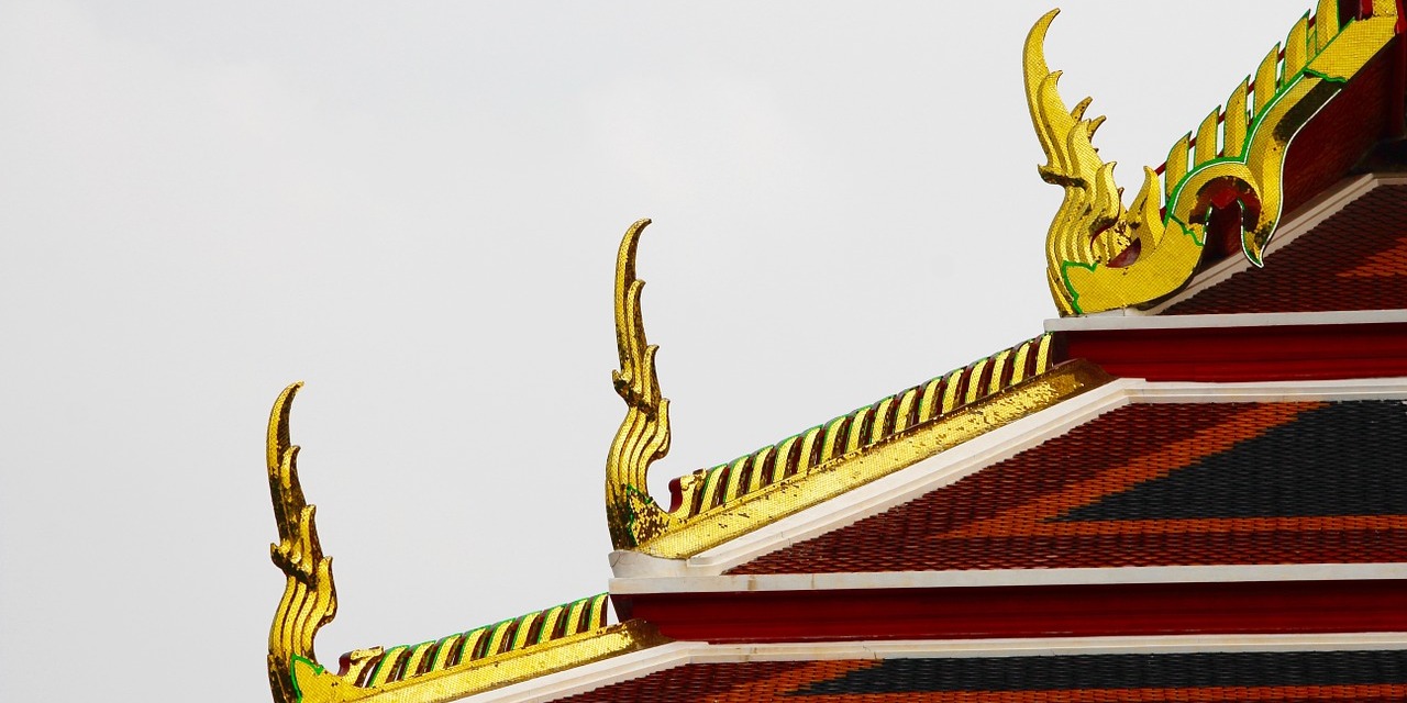 Royal Thai Massage in Thailand | Nuad Rajasamnak Style
