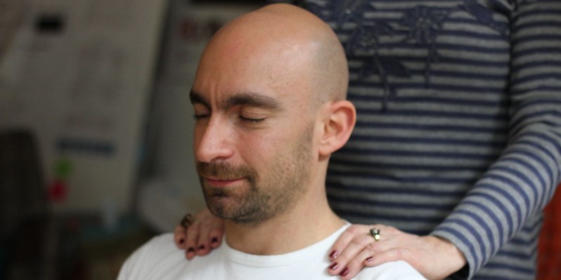 Thai Head, Neck and Shoulder Massage