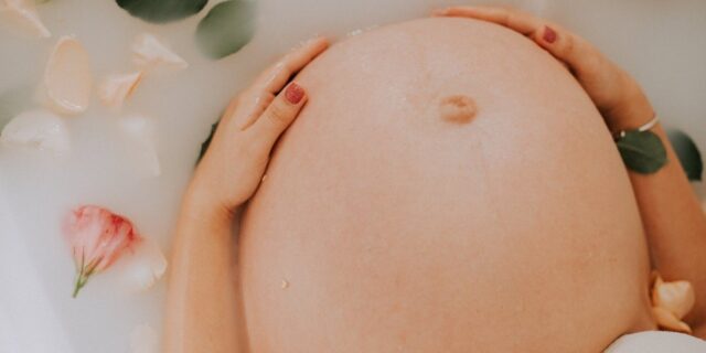 Traditional Pregnancy Massage Therapy and Reflexology