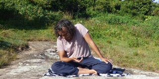 self-massage-thai-forearm-rolling