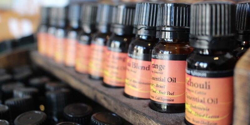 Oil Massage Therapy and Aromatherapy Treatments