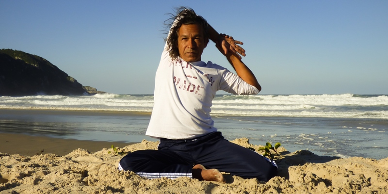 Ruesi Datton Exercise Sets in Thailand | Thai Yoga