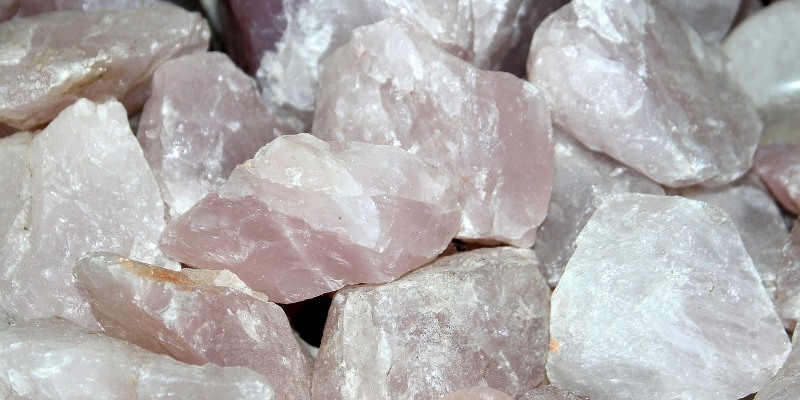 Rose Quartz Yoni Eggs | Properties and Health Benefits