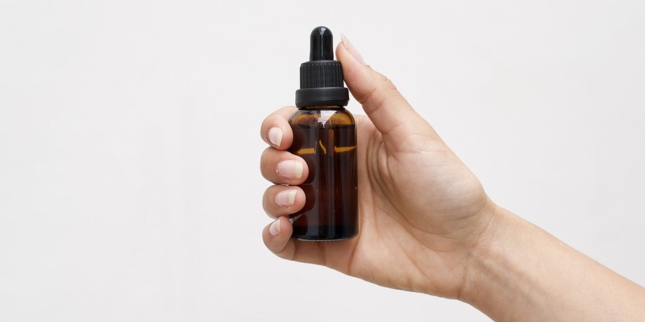 Cannabis Oils, Tinctures, and Capsules | CBD and THC