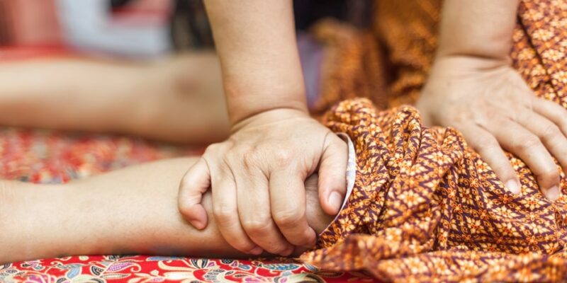 Learning the Thai Massage Sequence