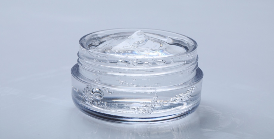 Nuru Gel in a pot