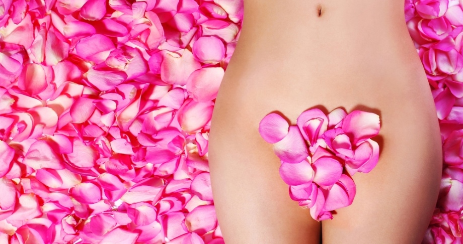 Yoni with rose petals