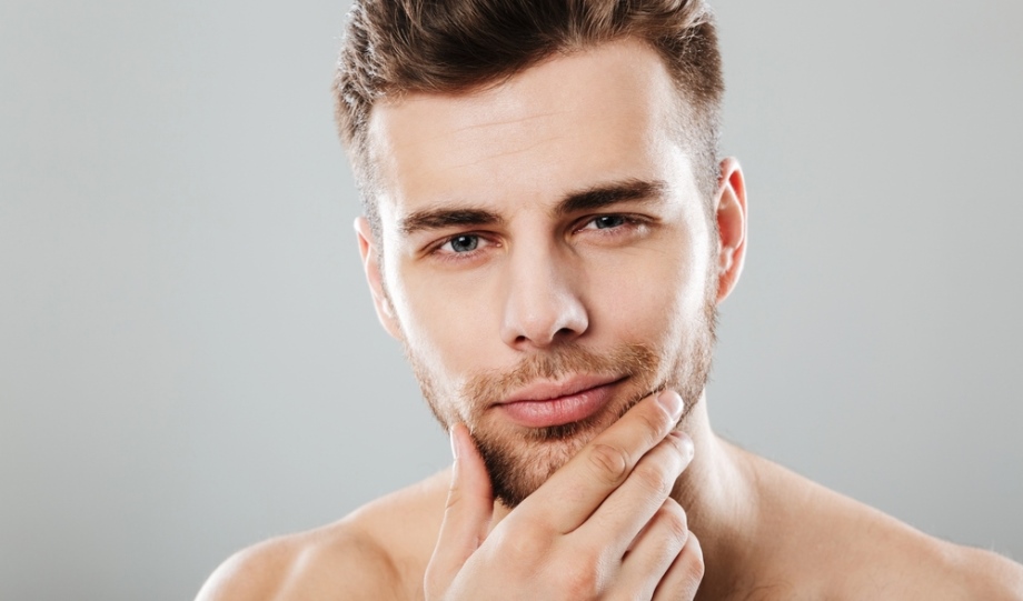 Hansom looksmaxxed man