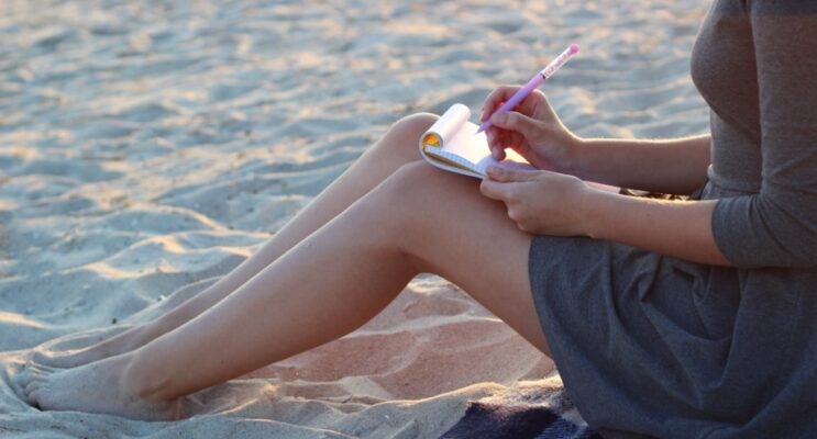 What Is Barefoot Journaling? And Why Should You Do It