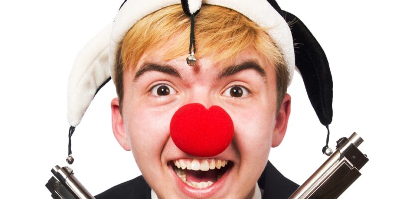 What Is Jestermaxxing? Why Men Play the Fool