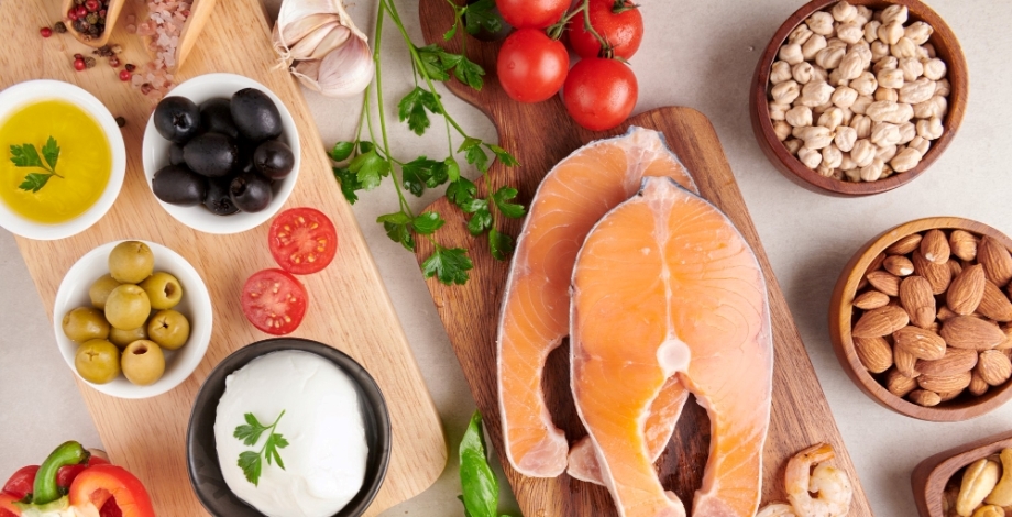 Prostate Health Diet - What's Best to Eat and Drink? Example of Mediterranean diet
